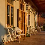 Monoslow - Wine, Dine & Rest Bed & Breakfast Monoszlo