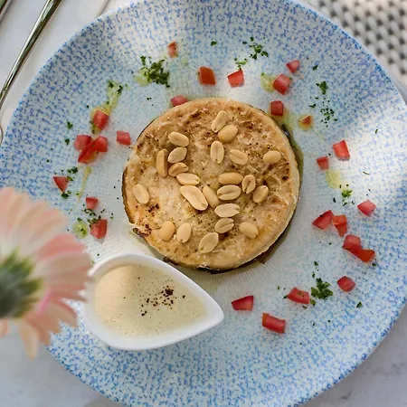 Icce Borbirtok - Wine, Dine & Rest Monoszlo