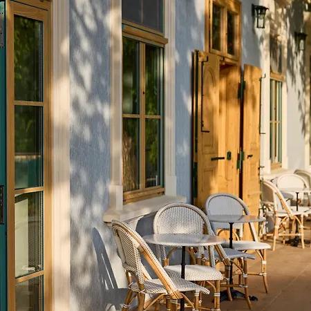 Icce Borbirtok - Wine, Dine & Rest Oda ve Kahvaltı Monoszlo