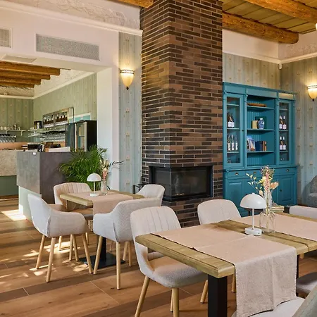 Icce Borbirtok - Wine, Dine & Rest Oda ve Kahvaltı 3*