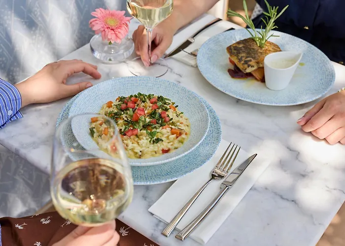 Monoslow - Wine, Dine & Rest B&B 3*