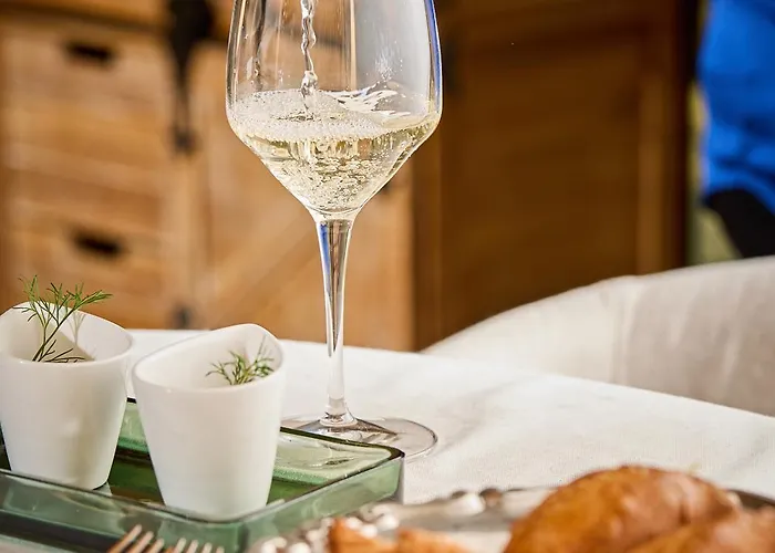 Monoslow - Wine, Dine & Rest Bed & Breakfast Monoszlo